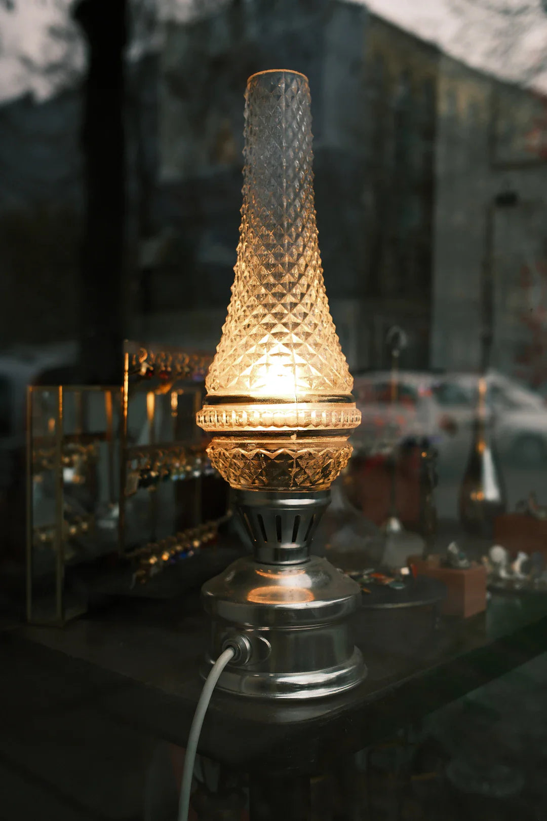 Éclairez votre espace avec des luminaires vintage