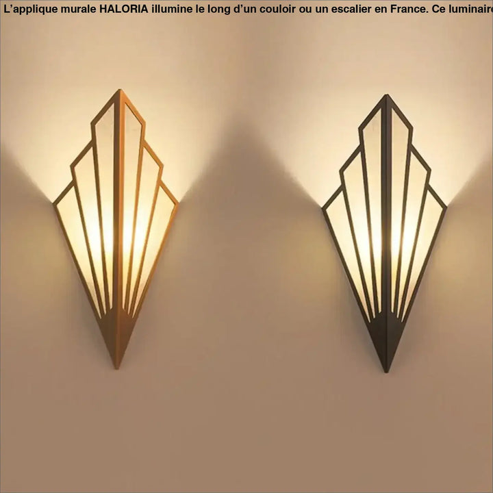 Applique couloir art deco en métal noir et doré avec design géométrique en éventail pour long d’un couloir