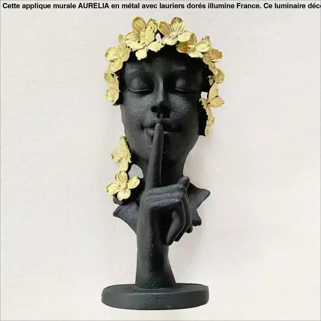 Applique Murale À Visage Avec Couronne De Lauriers Dorés En Méta