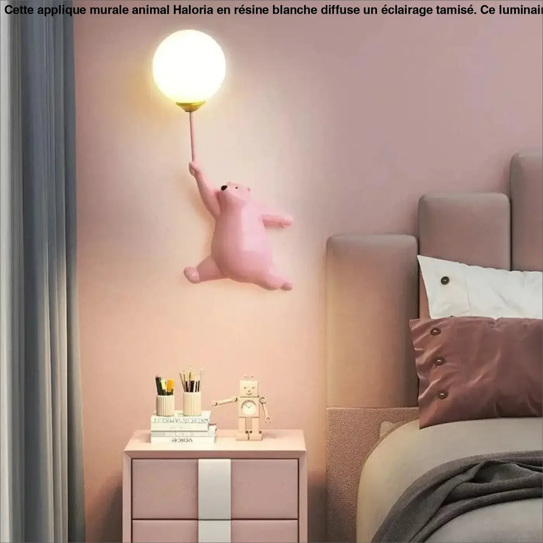 Applique murale animal en forme dours rose avec ampoule ronde sur tige modele haloria pour eclairage decoratif