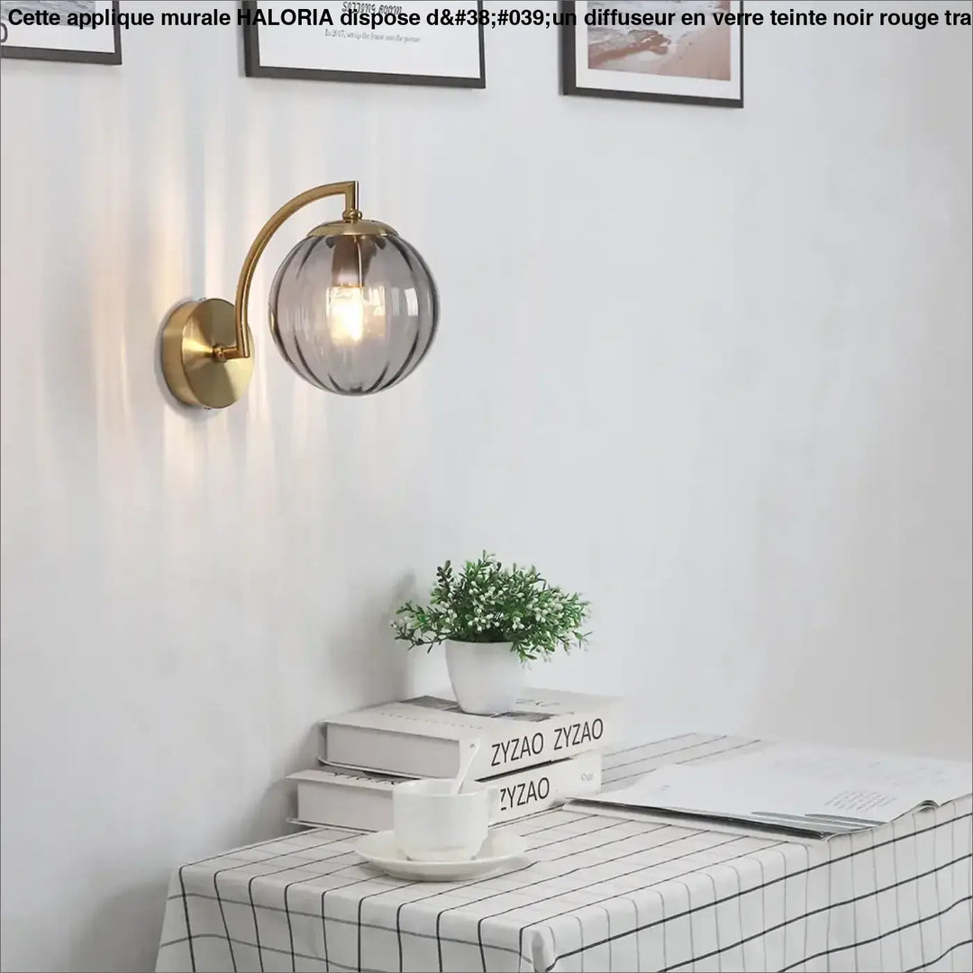 Applique Murale Avec Boule En Verre Teinté Élégant