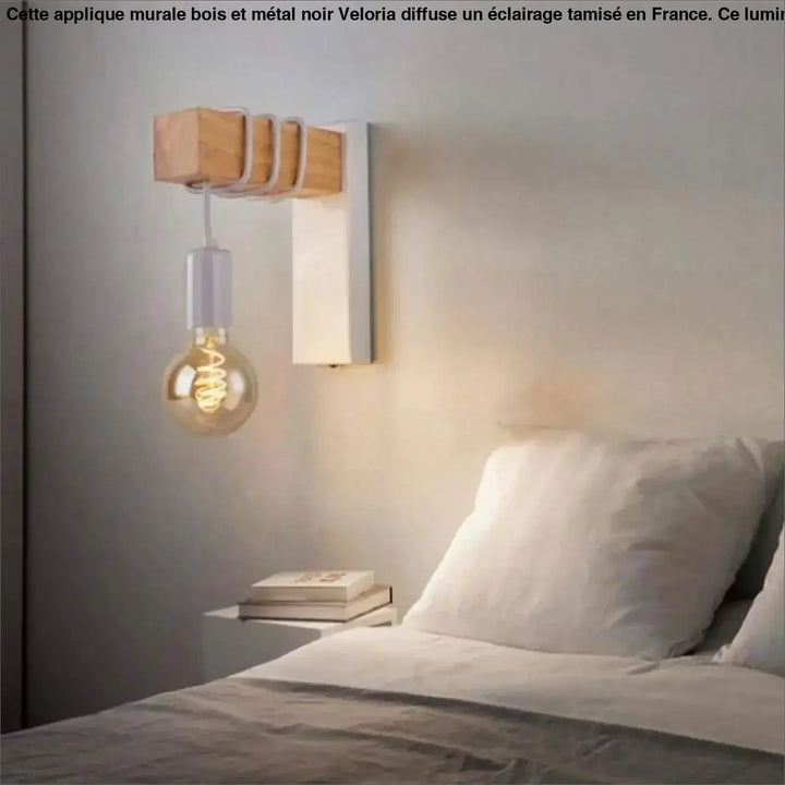 Applique Murale Bois et Noir au Design Industriel