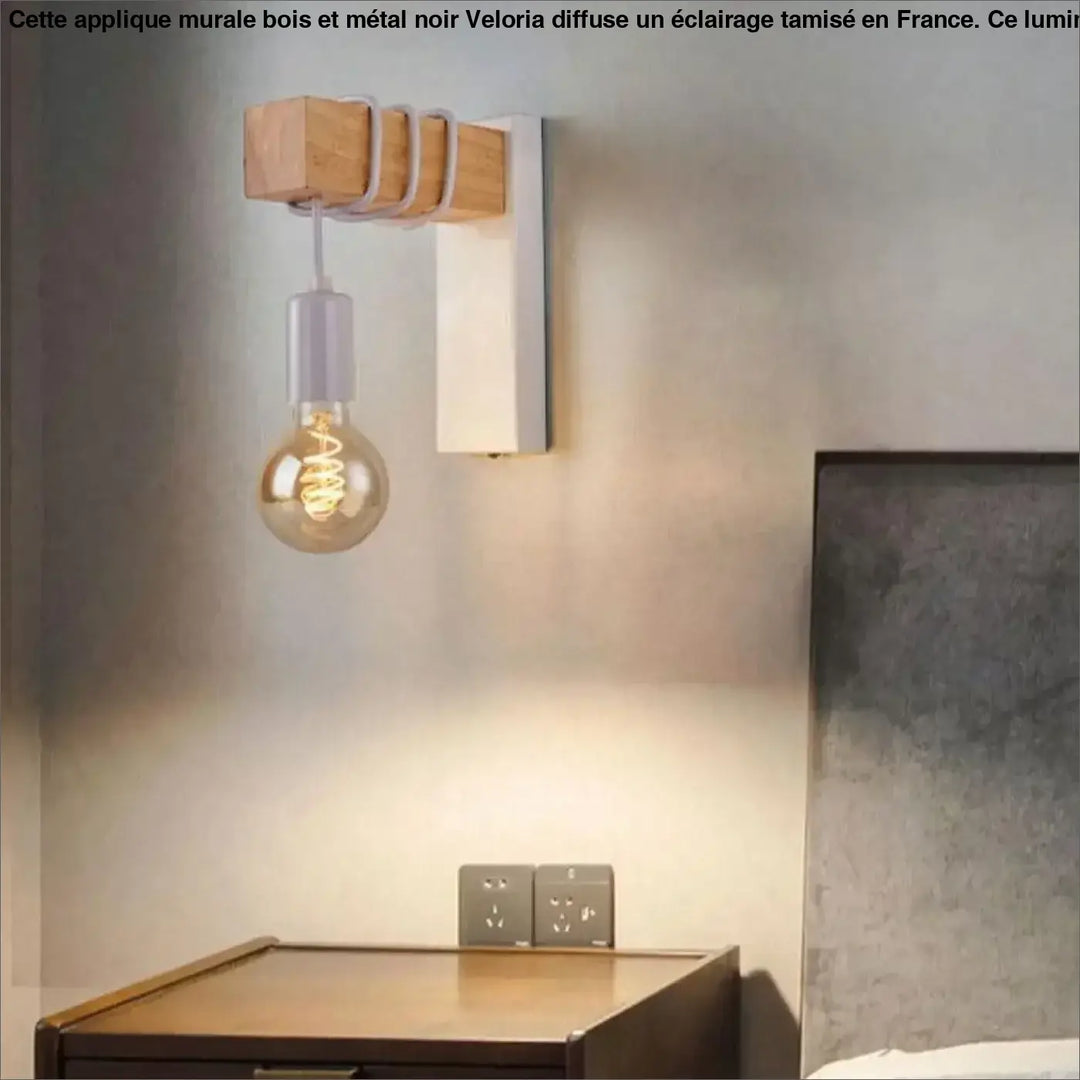 Applique Murale Bois et Noir au Design Industriel