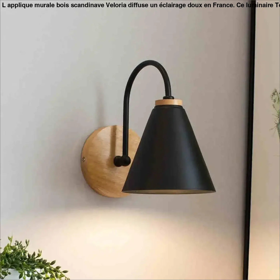 Applique murale bois scandinave veloria en métal noir avec base circulaire en bois et abat-jour conique