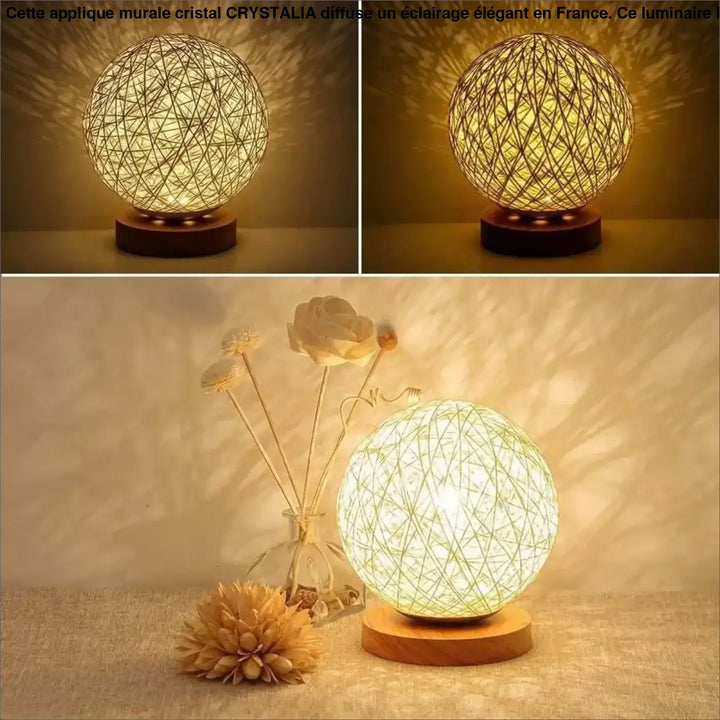 Applique murale cristal crystalia avec lampe sphérique tissée lumineuse en fibres naturelles sur base en bois