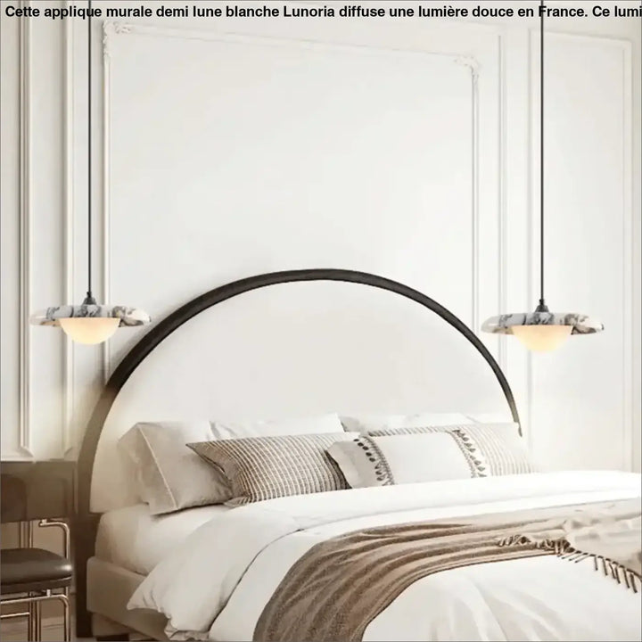 Suspension Design Avec Disque En Marbre Et Demi-Sphère

