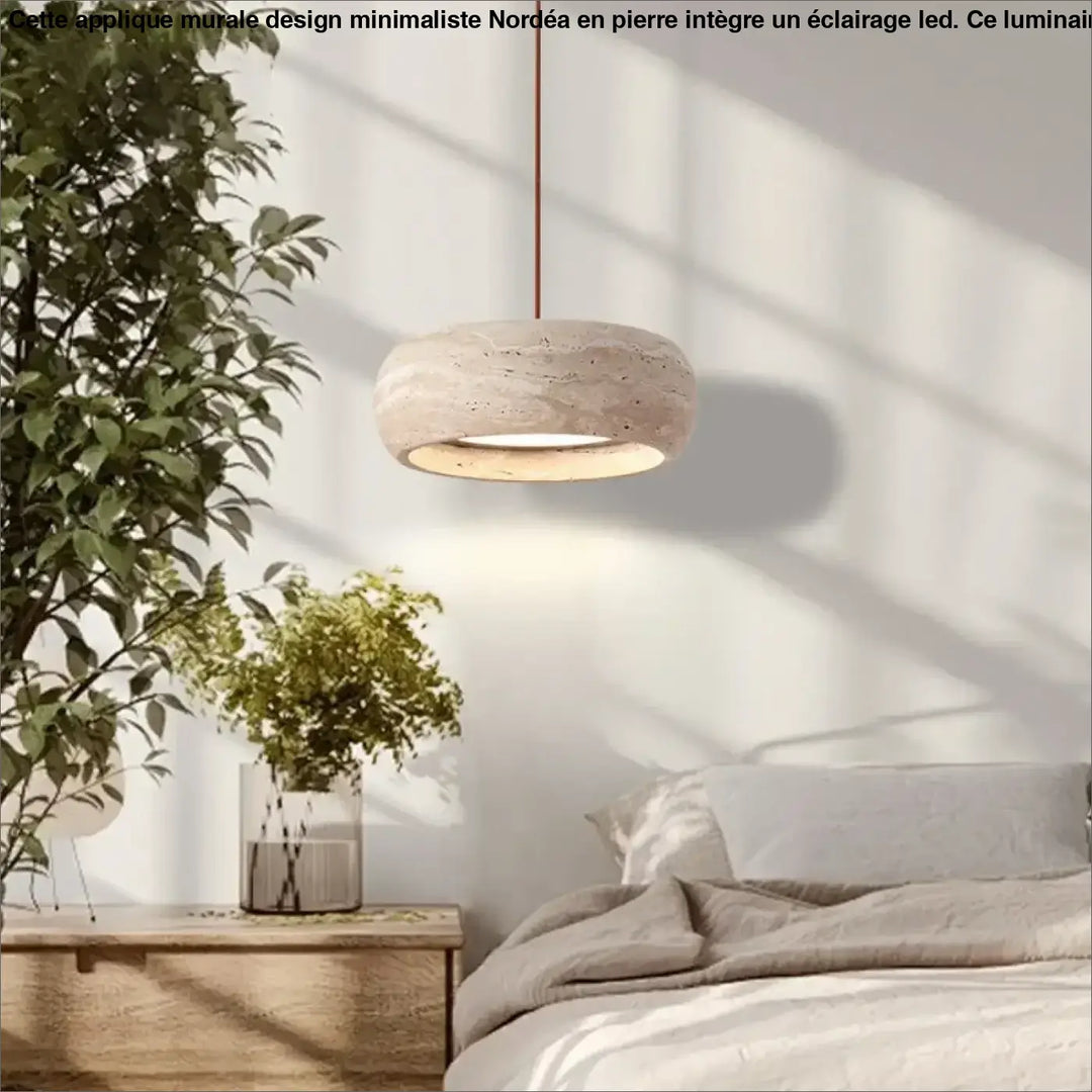Suspension luminaire au style contemporain en pierre et métal