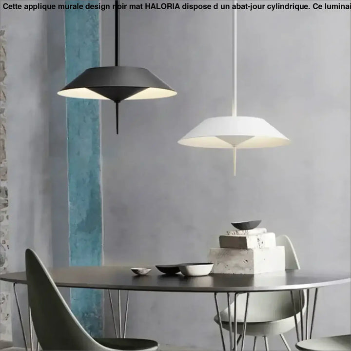 Suspension luminaire en métal doré au style moderne noir