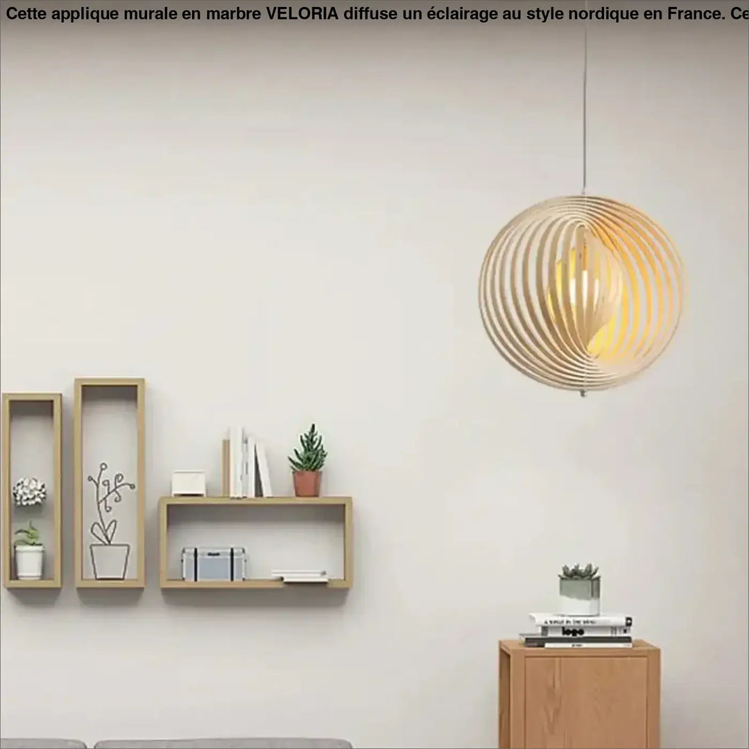 Suspension sphérique anneaux style graphique noir beige chic