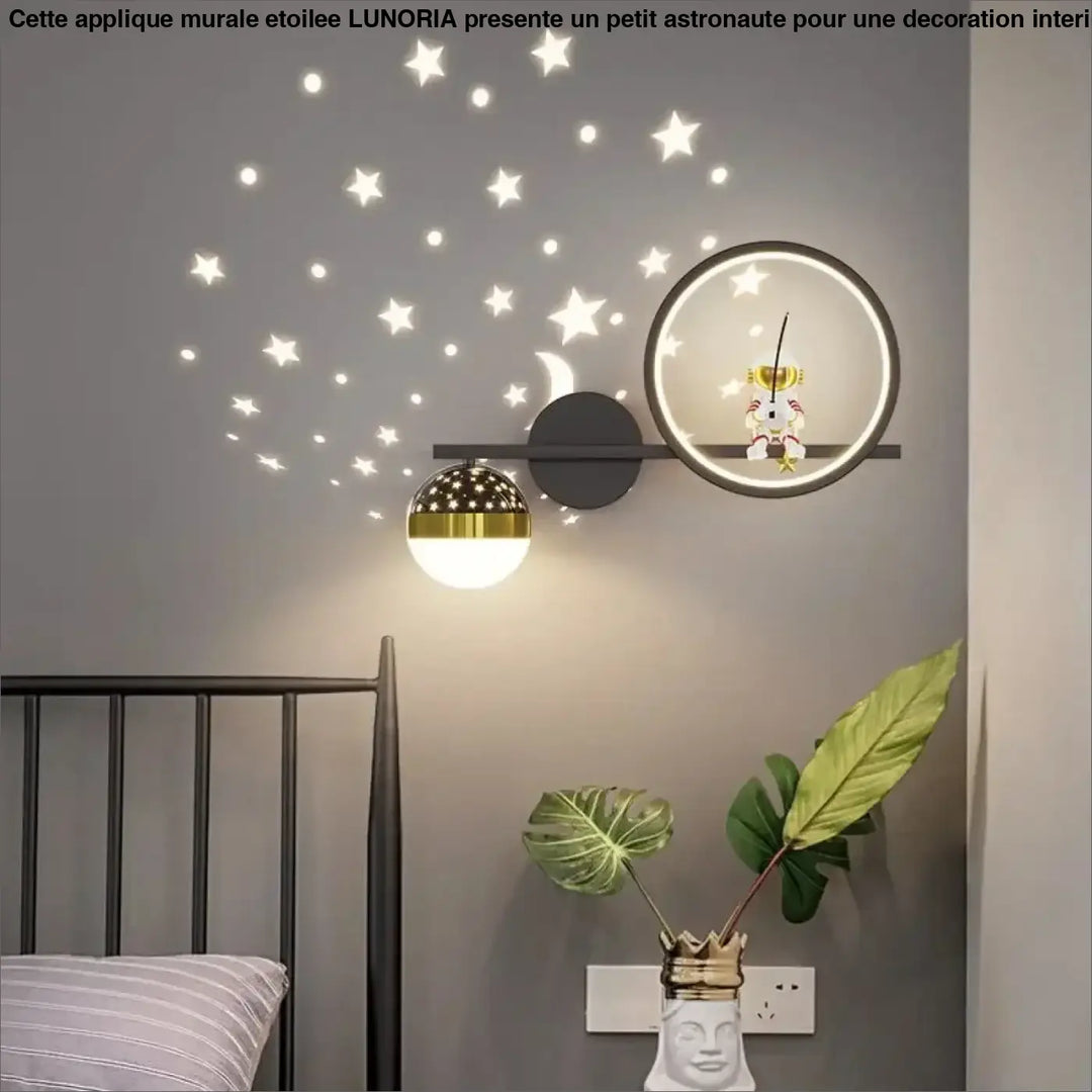 Applique Murale Étoilée Avec Petit Astronaute Design Spatial