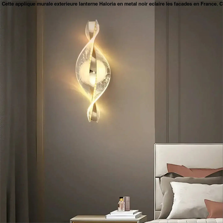 Applique Murale Dorée Originale Goutte Twistée