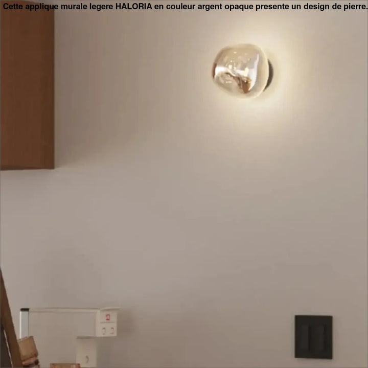 Applique murale légère de couleur argent opaque au design de pierre

