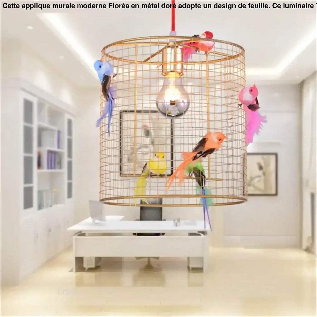 Suspension luminaire cage dorée avec oiseaux décoratifs chic
