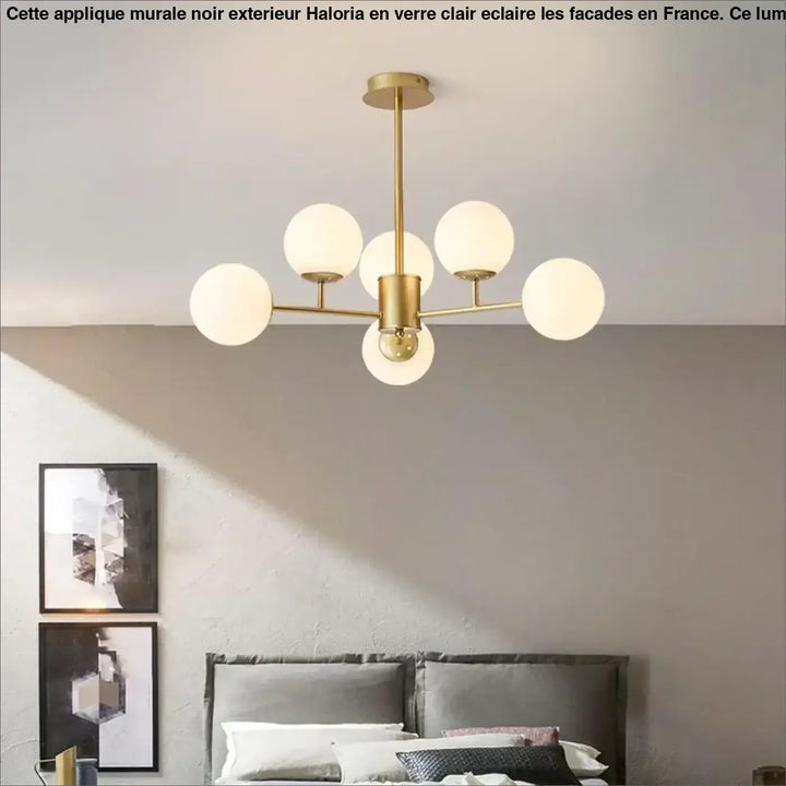 Suspension moderne dorée à globes en verre décoratif