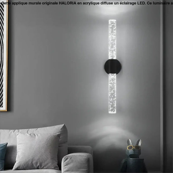 Applique murale originale haloria avec base noire circulaire et tube acrylique transparent rempli de leds étincelantes