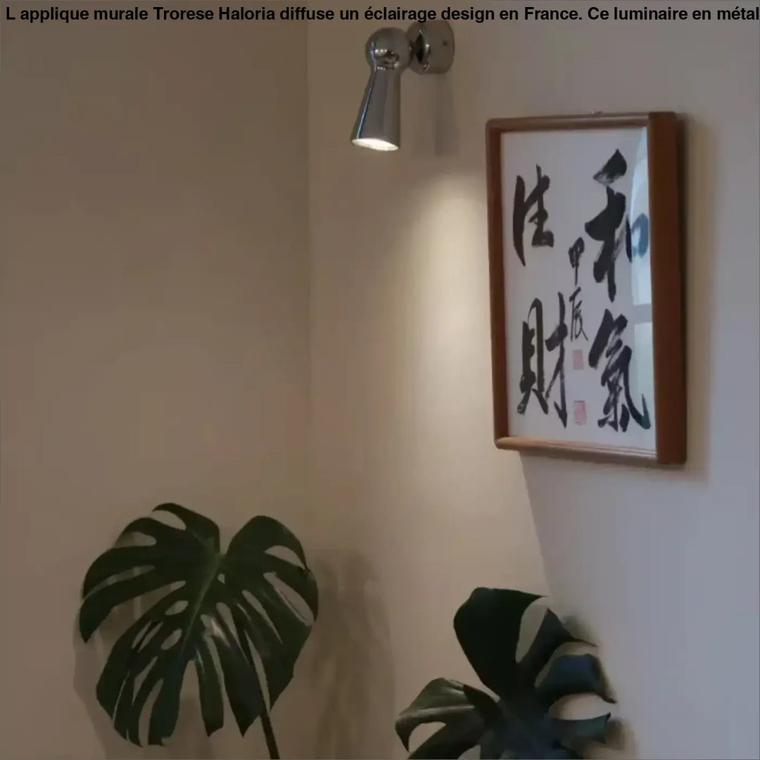 Applique led chromée avec base aluminium argent élégante