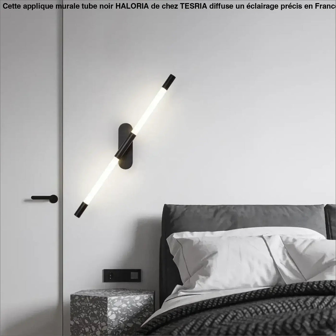Applique Murale Tube Noir en Aluminium et Acrylique Or