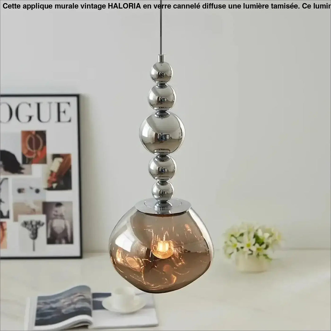 Suspension luminaire venusia avec sphères chrome poli et verre opalin ambré translucide design élégant moderne