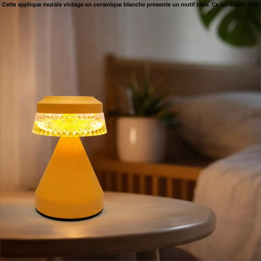 Lampe de chevet schroom jaune chaud avec abat-jour en verre translucide motif rayons soleil lumière douce minimaliste