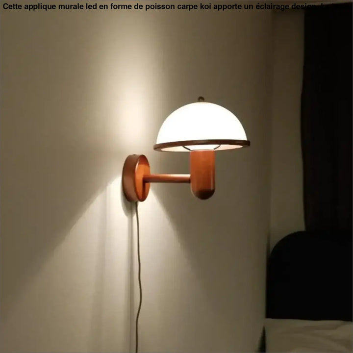 Applique murale standard avec un abat-jour en champignon

