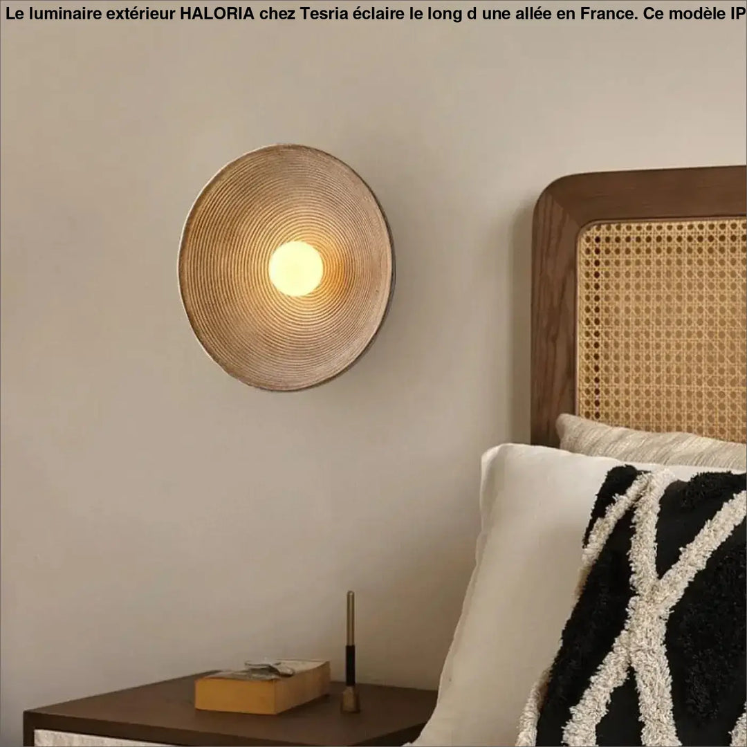Luminaire exterieur ip luminaire exterieur haloria sconce mural circulaire en rotin naturel avec centre lumineux chaud