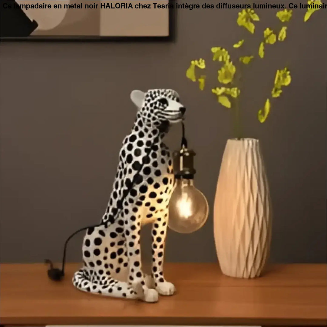 Lampe de table felina en forme de léopard tacheté avec ampoule suspendue chaude et cordon noir pour table design léopard