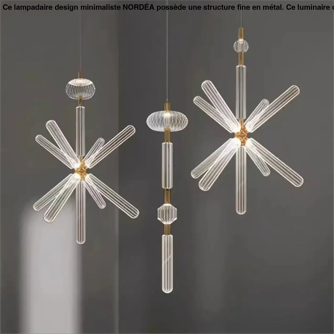 Suspension luminaire kyor avec pendentifs en verre transparent en forme d’étoile et accents métalliques dorés cipher multi
