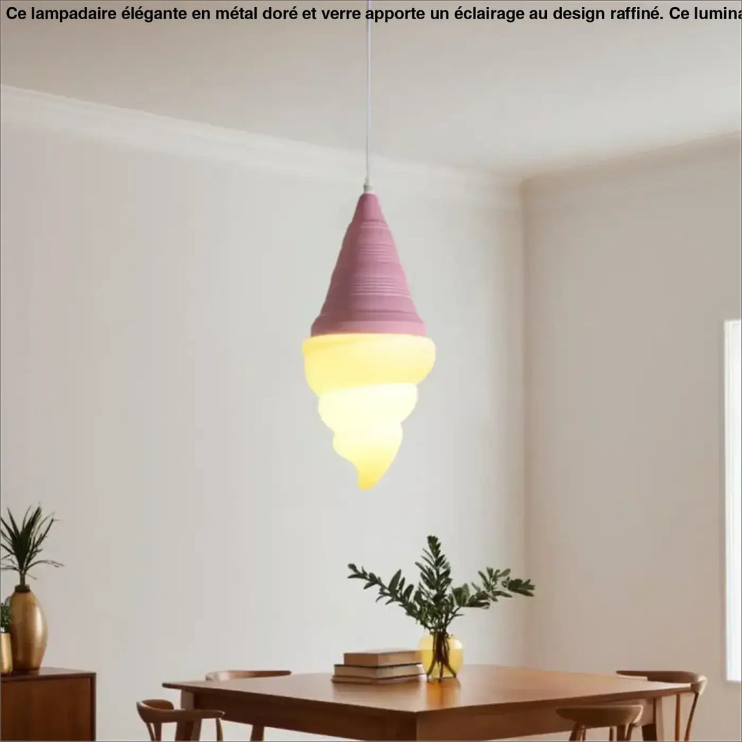 Suspension luminaire gelato en forme de glace italienne aux couleurs pastel rose et jaune avec design texturé en couches