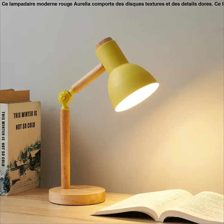 Lampe de table lily jaune en métal avec base en bois alliant esthétique pour bureau scandinave et objet décoratif