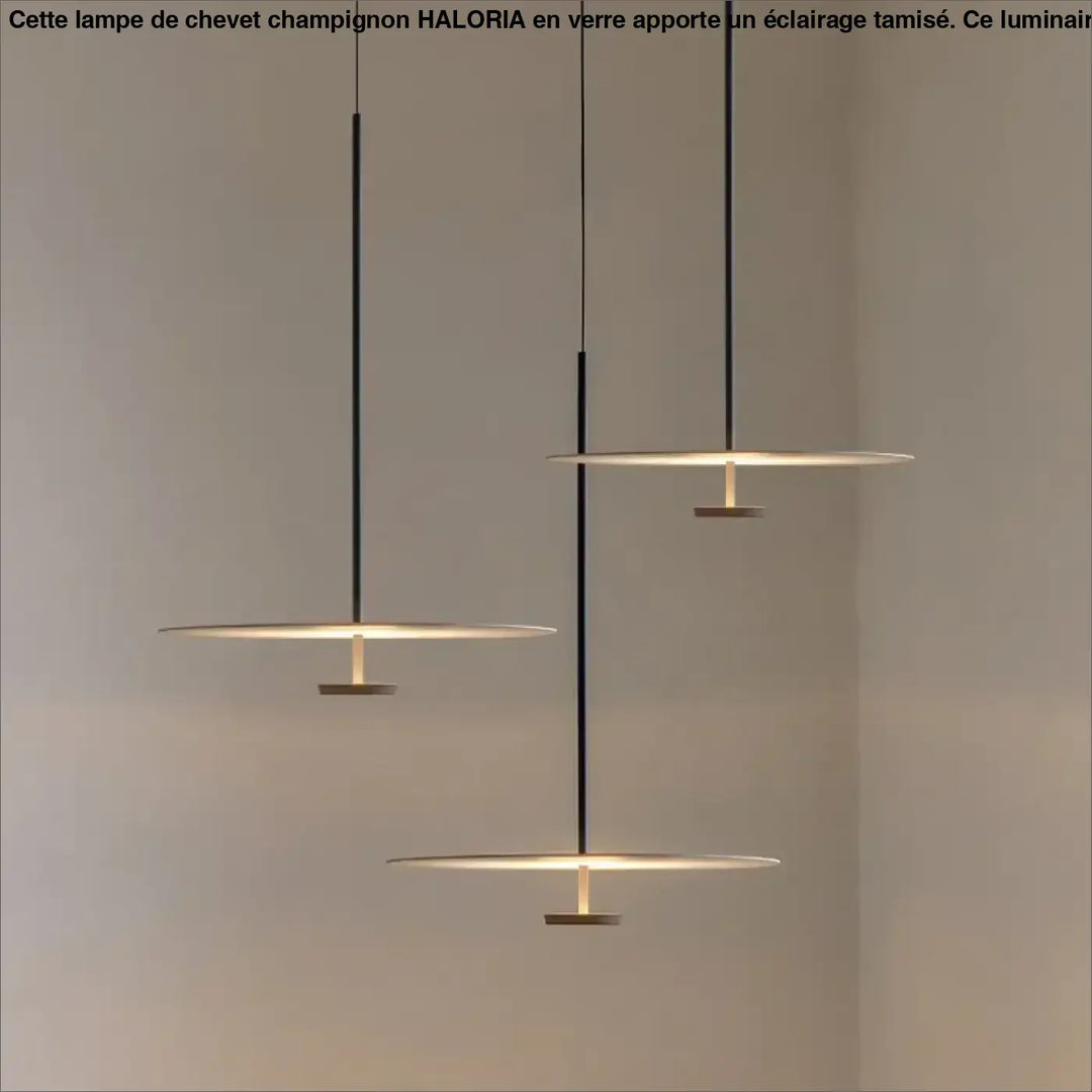 Suspension luminaire articire avec luminaires suspendus noirs minimalistes aux abat-jours circulaires émettant une lumière chaude