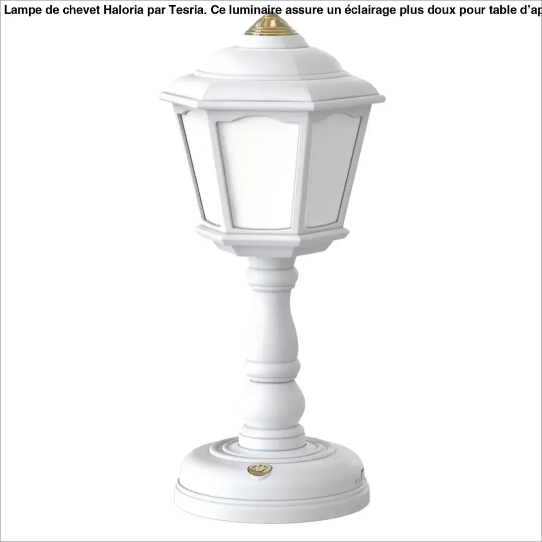 Lampe de chevet décorative vintage blanche avec finial et base dorés style vintage pour chevet décorative