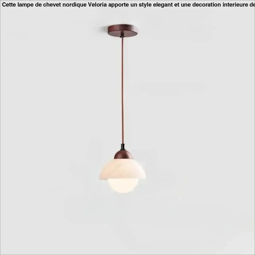Suspension luminaire gaïa avec finition laiton chaud et abat-jour en verre dépoli inspirée des perles minérales pierre marbrée