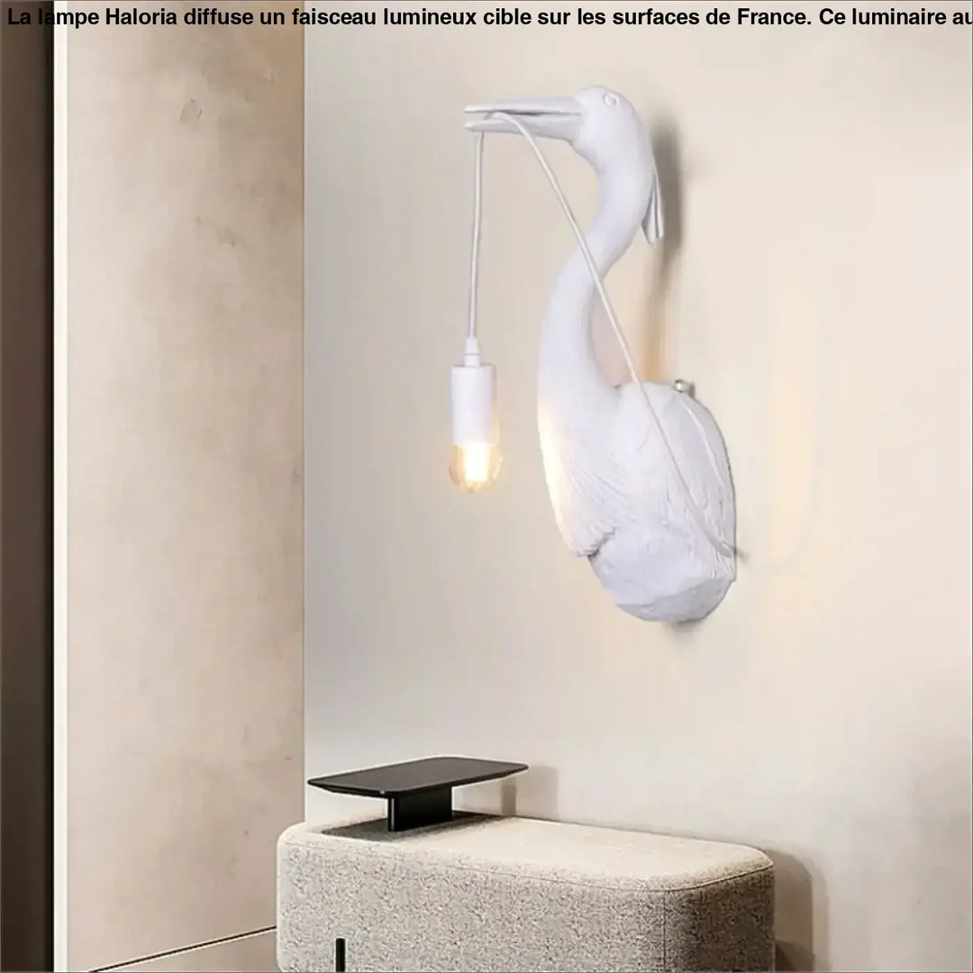 Applique murale becko en forme de pélican blanc avec ampoule suspendue pour une touche artistique élégante