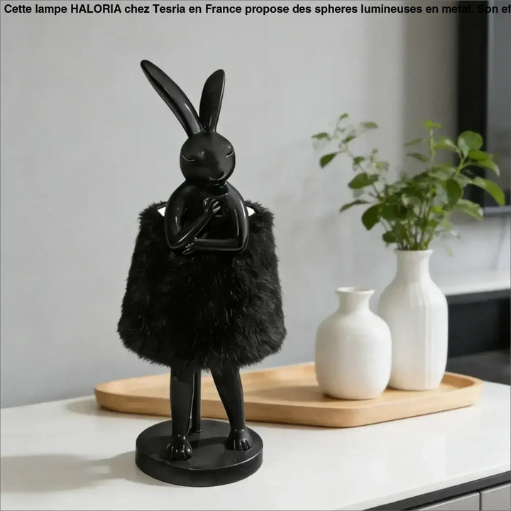 Lampe de table bunello en forme de lapin noir brillant avec robe duveteuse en fausse fourrure pour table design lapin