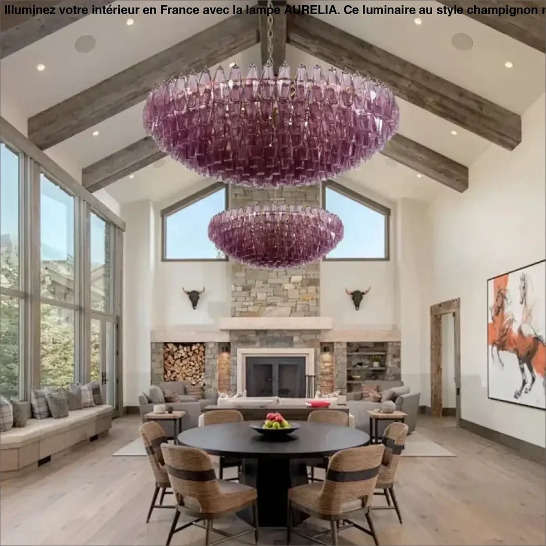 Suspension luminaire murano en verre sculpté violet avec un design en cascade offrant une lumière douce