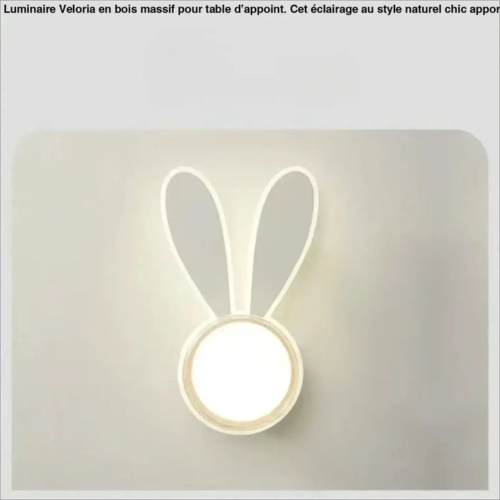 Applique murale moby en forme de lapin blanc avec lumière tamisée led ludique et design minimaliste