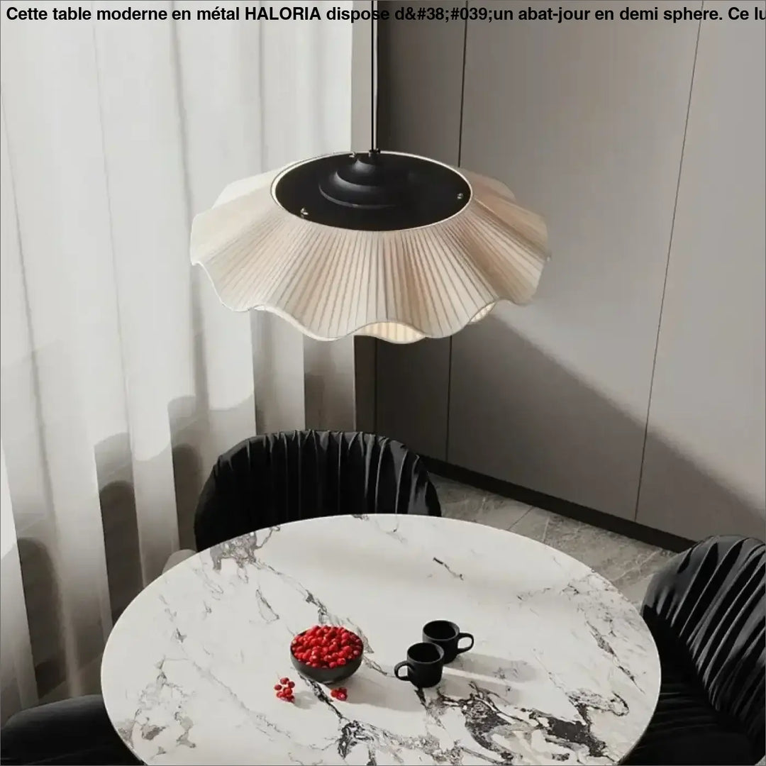 Suspension luminaire unda beige en papier plissé avec base métallique noire design élégant et moderne