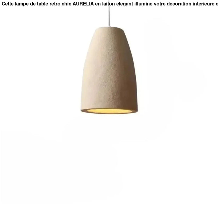 Suspension luminaire kayo en céramique beige texturée avec lumière intérieure jaune chaud pour un appareil intelligent