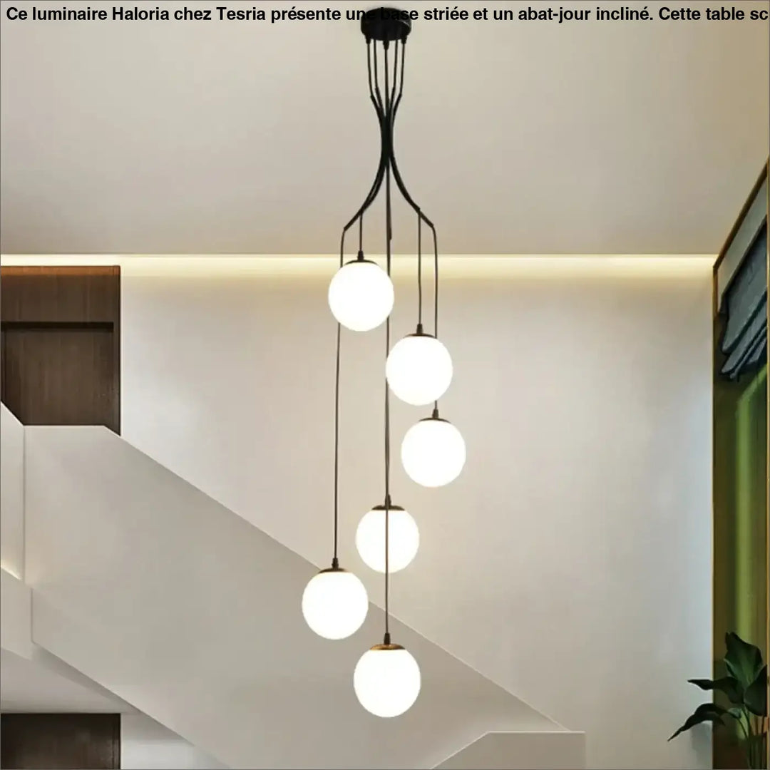 Suspension luminaire umami en métal noir moderne avec cinq globes en verre blanc sphériques lumineux