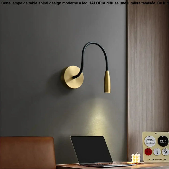 Applique murale cobra en laiton avec bras articulé noir et tête conique pour lampe de lecture ou murale d’étude