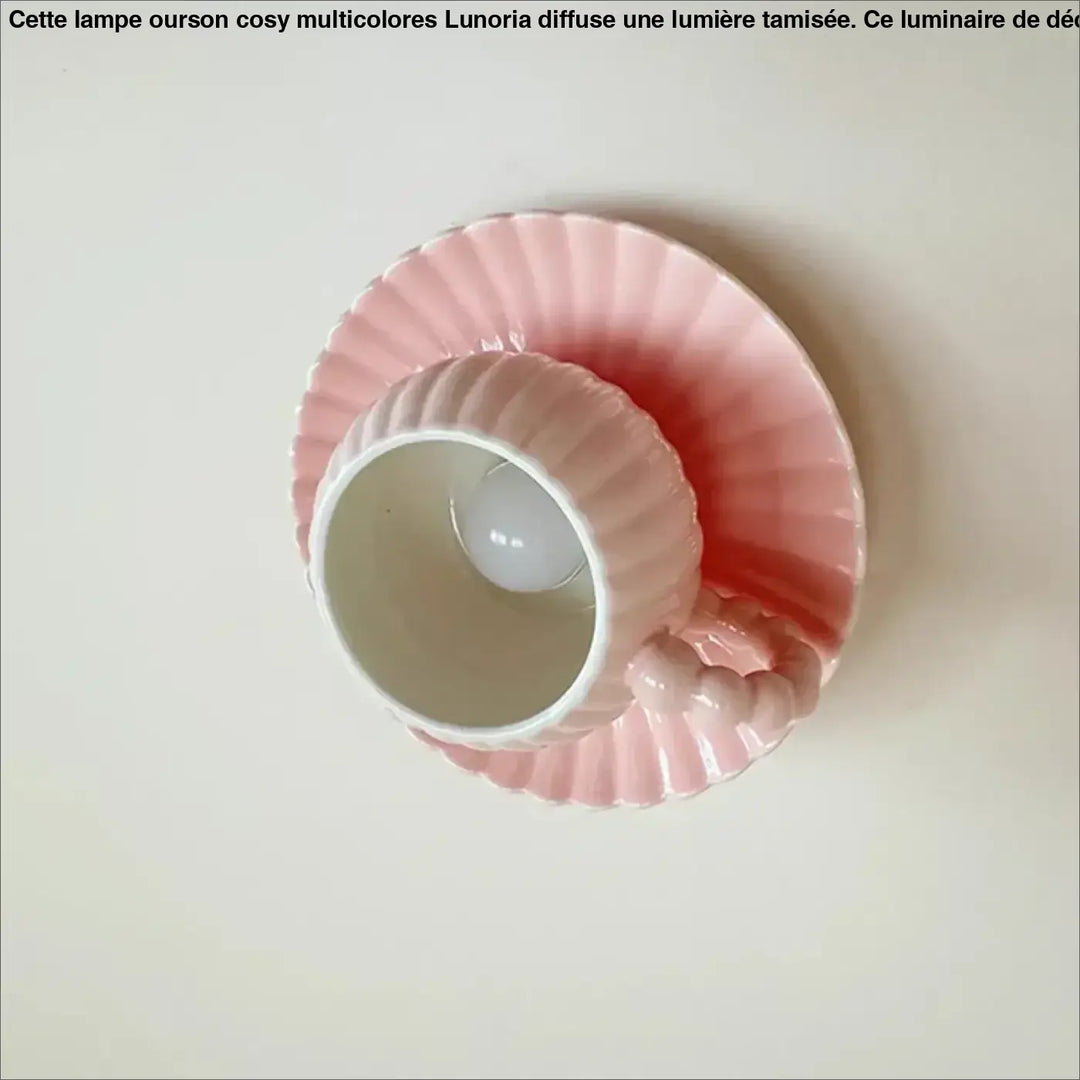 Luminaire plafonnier coralia en céramique rose pastel avec bords cannelés élégant et design plafonnier rose pastel