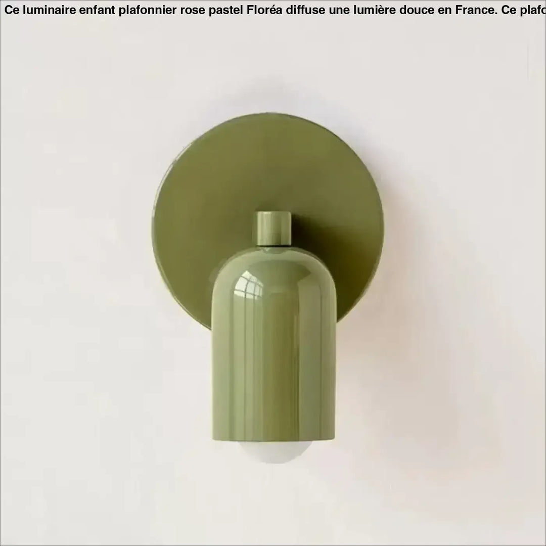 Applique murale olive en céramique design minimaliste avec forme bouteille et plaque circulaire suffit d’un couloir moderne