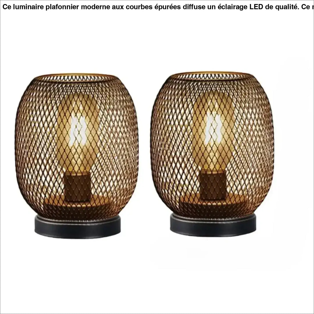 Lampe de table makara paire de lampes en maille bronze avec bases noires et ampoules filament chaudes comme decor features