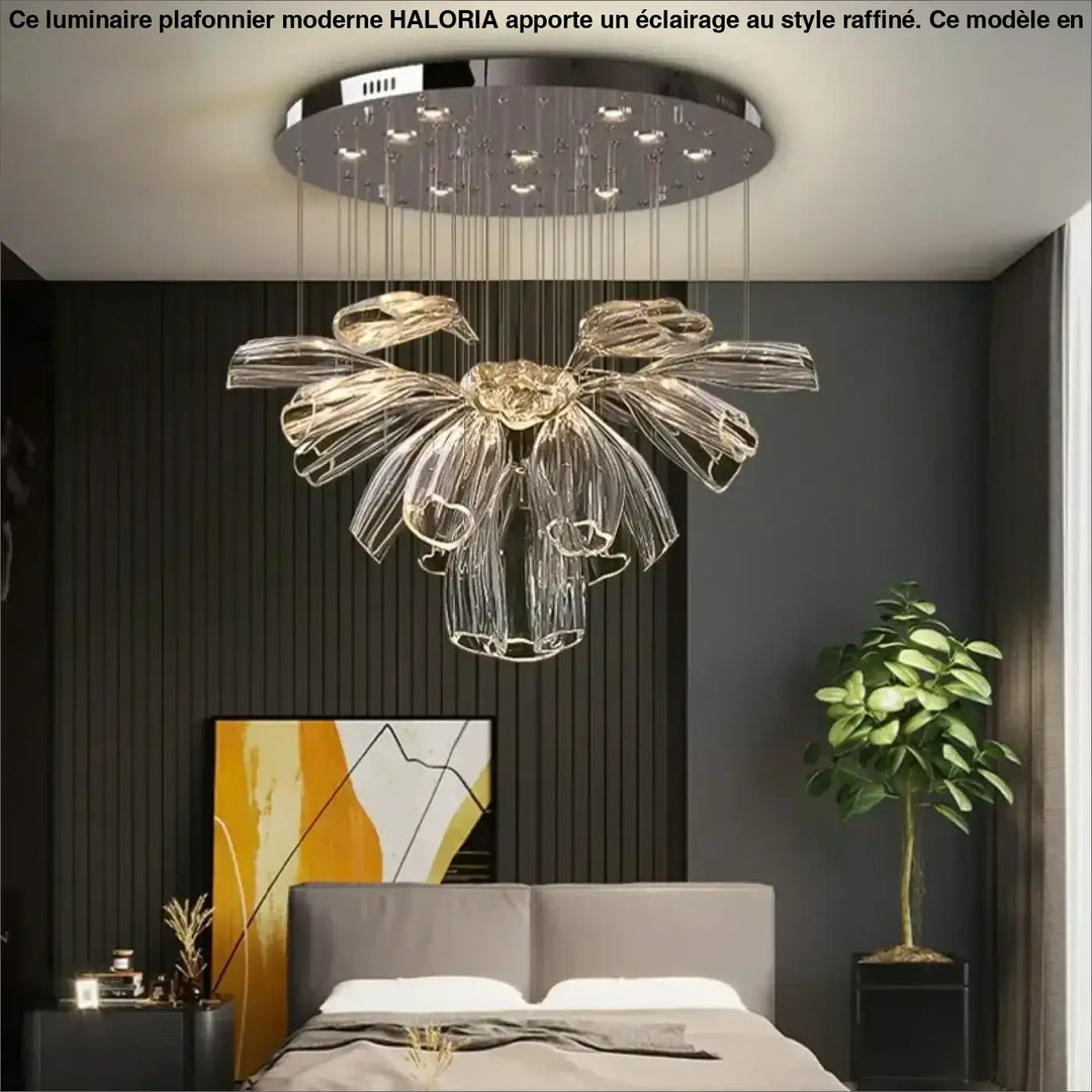 Suspension luminaire moderne crystalia avec monture circulaire en chrome et pétales en verre en cascade