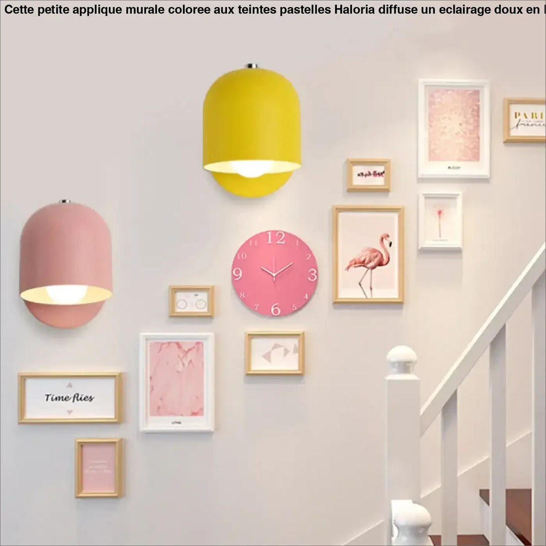 Petite Applique Murale Colorée Aux Teintes Pastelles