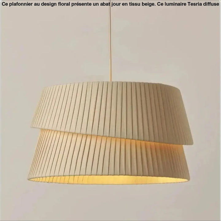 Suspension luminaire en papier beige plissé avec une lueur intérieure dorée chaude pour lampes suspendues