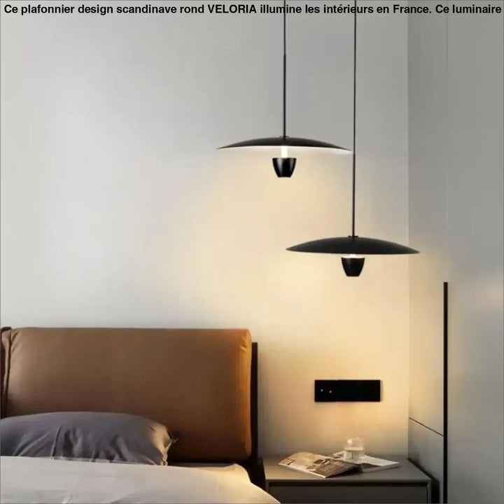 Suspension luminaire habaka avec deux suspensions noires élégantes à abat-jour disque minimaliste au-dessus du lit