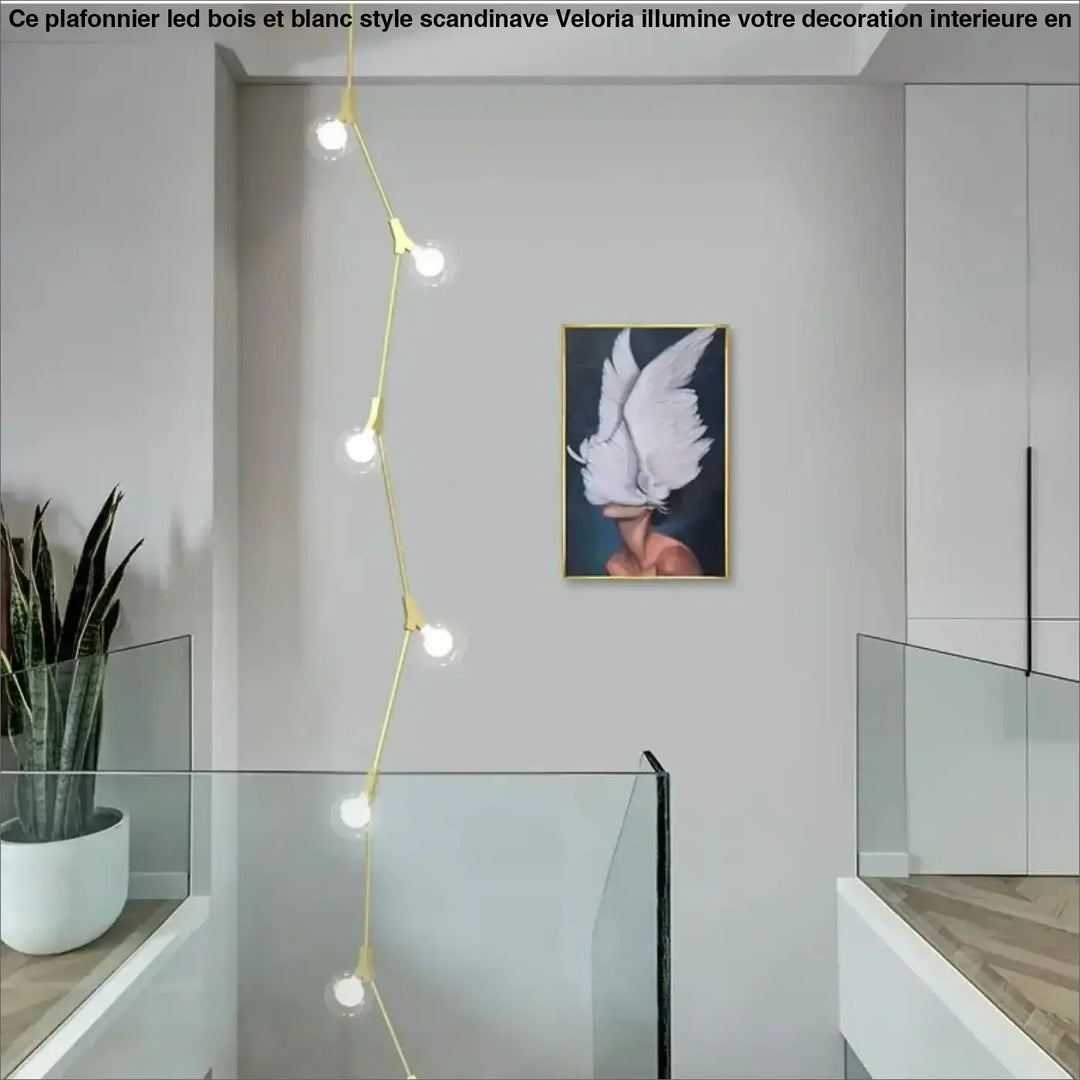 Suspension luminaire verticale en boules opales et laiton