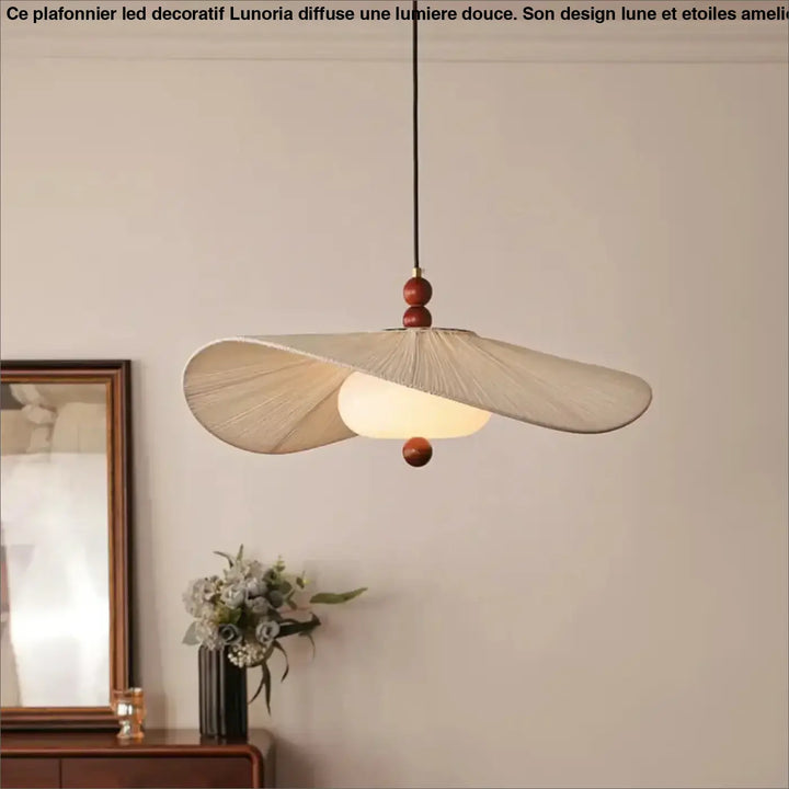 Suspension luminaire design naturel en tissu beige doux