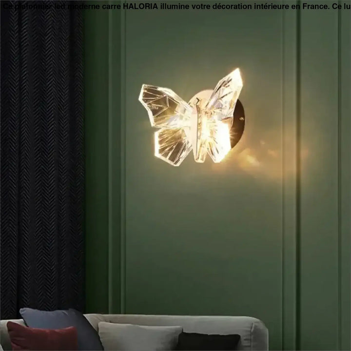 Applique murale papillon design élégante finition doré